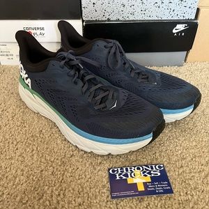 Hoka One One Clifton 7